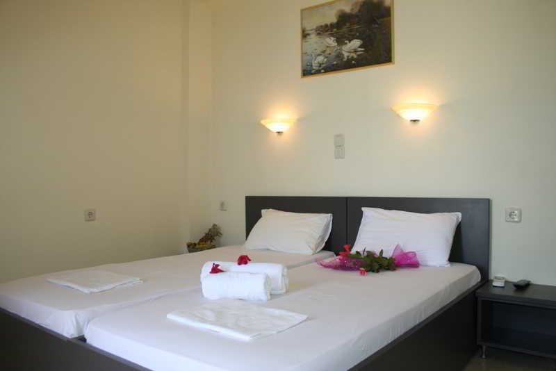 Nikas Rooms & Apartments Stoúpa Exterior foto